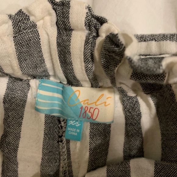 paperbag / flowy shorts with tie belt - Picture 2 of 4